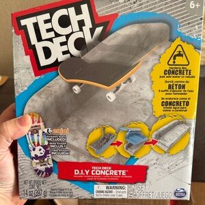 Tech Deck D.I.Y Concrete Skate Park Set
